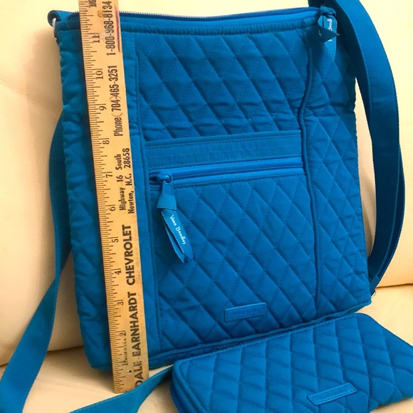 NWOT VERA BRADLEY BLUE QUILTED CROSSBODY PURSE WITH MATCHING WALLET - Picture 10 of 11